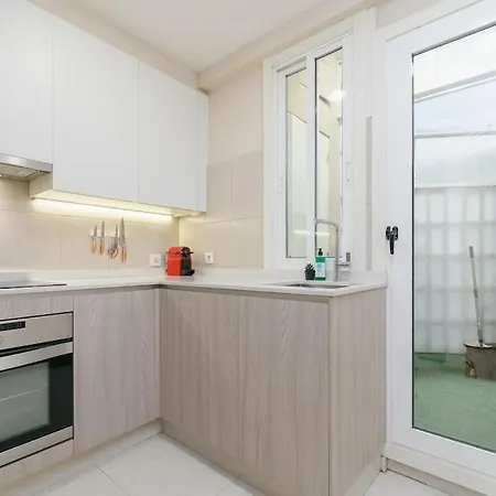 Apartment Encantadora En El Centro De By Cabana *